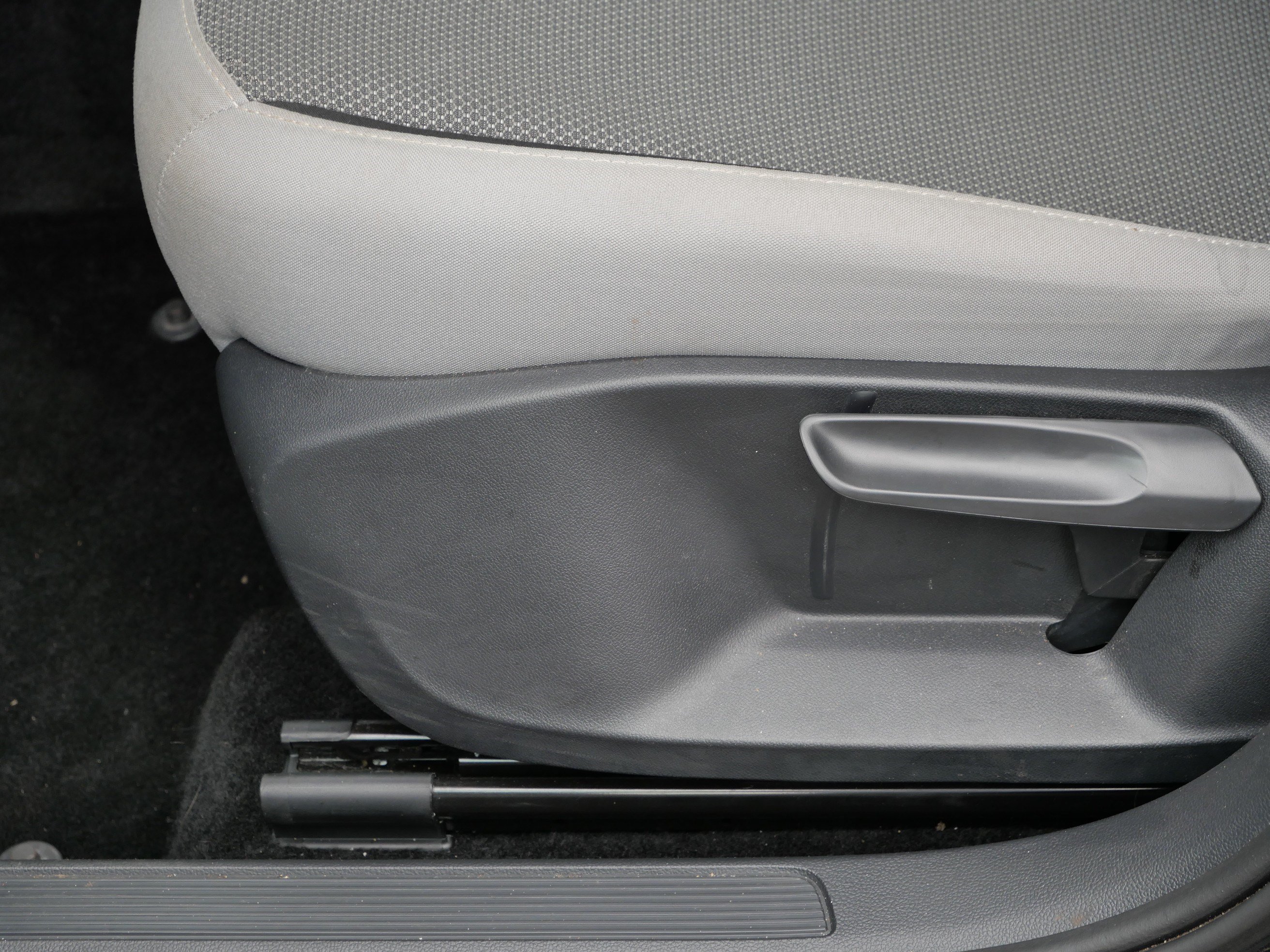 Certified 2024 Volkswagen Taos S AWD/4WD image 19