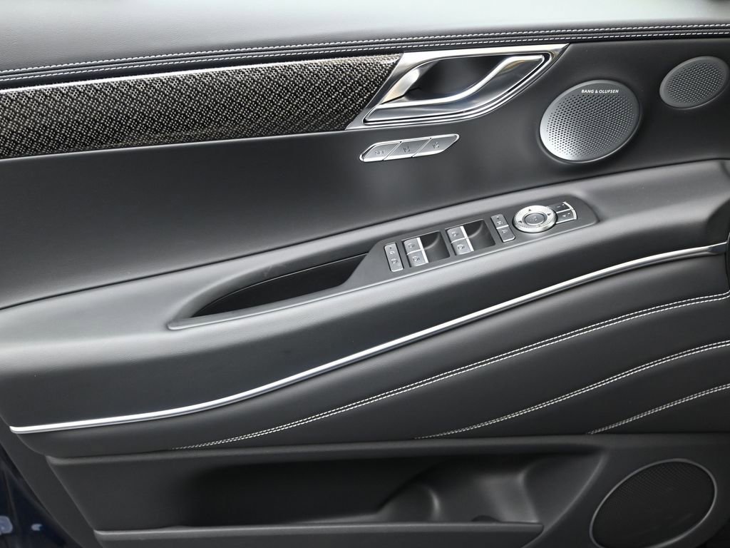 New 2025 Genesis GV80 3.5T e-SC AWD/4WD image 20