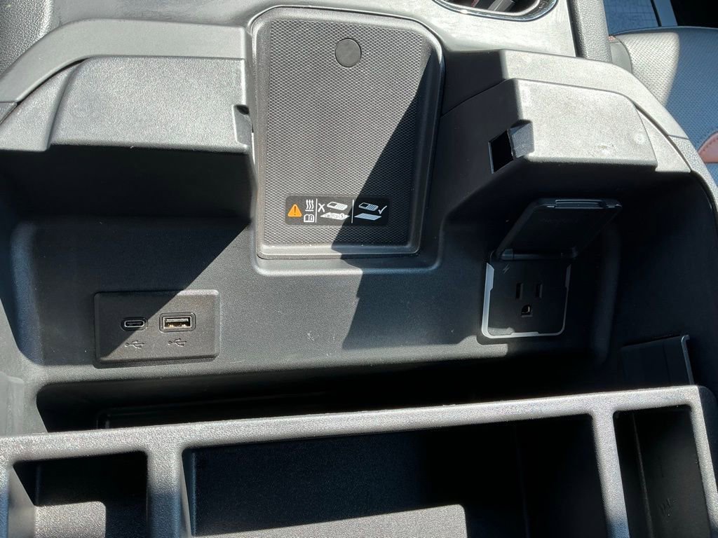 Used 2025 GMC Sierra 2500 AT4 w/ AT4 Premium Plus Package image 50