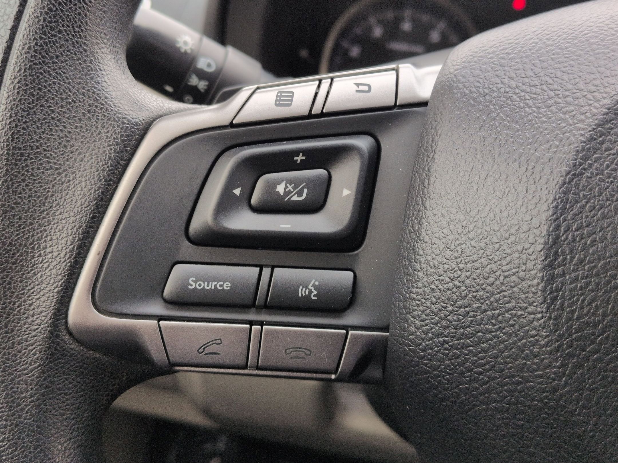 Used 2015 Subaru Crosstrek 2.0i Premium w/ Moonroof Package image 15