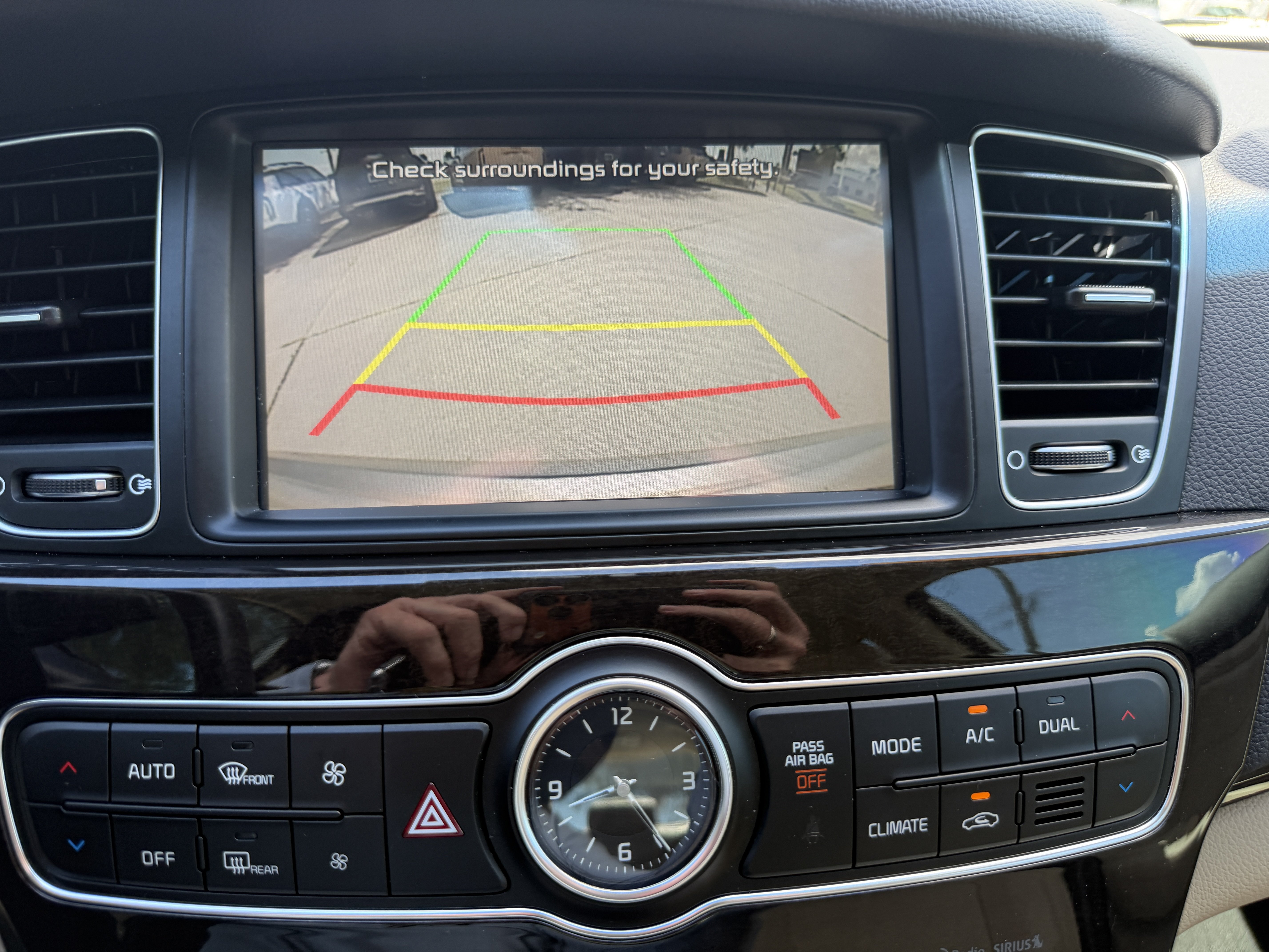 Used 2015 Kia Cadenza Premium w/ Technology Package FWD image 22