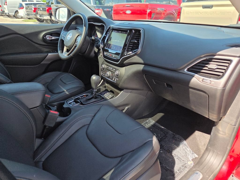 Used 2021 Jeep Cherokee Limited w/ Elite Package FWD image 9