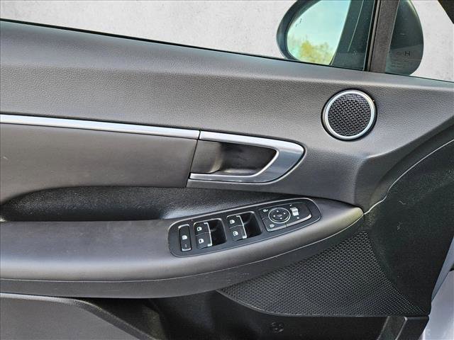 Certified 2023 Hyundai Sonata SEL w/ Convenience Package image 9