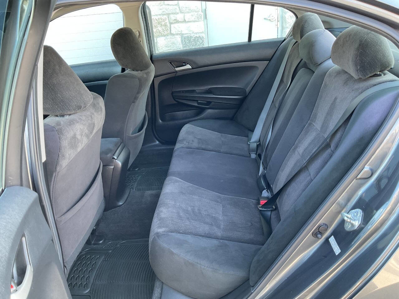 Used 2010 Honda Accord LX-P image 25