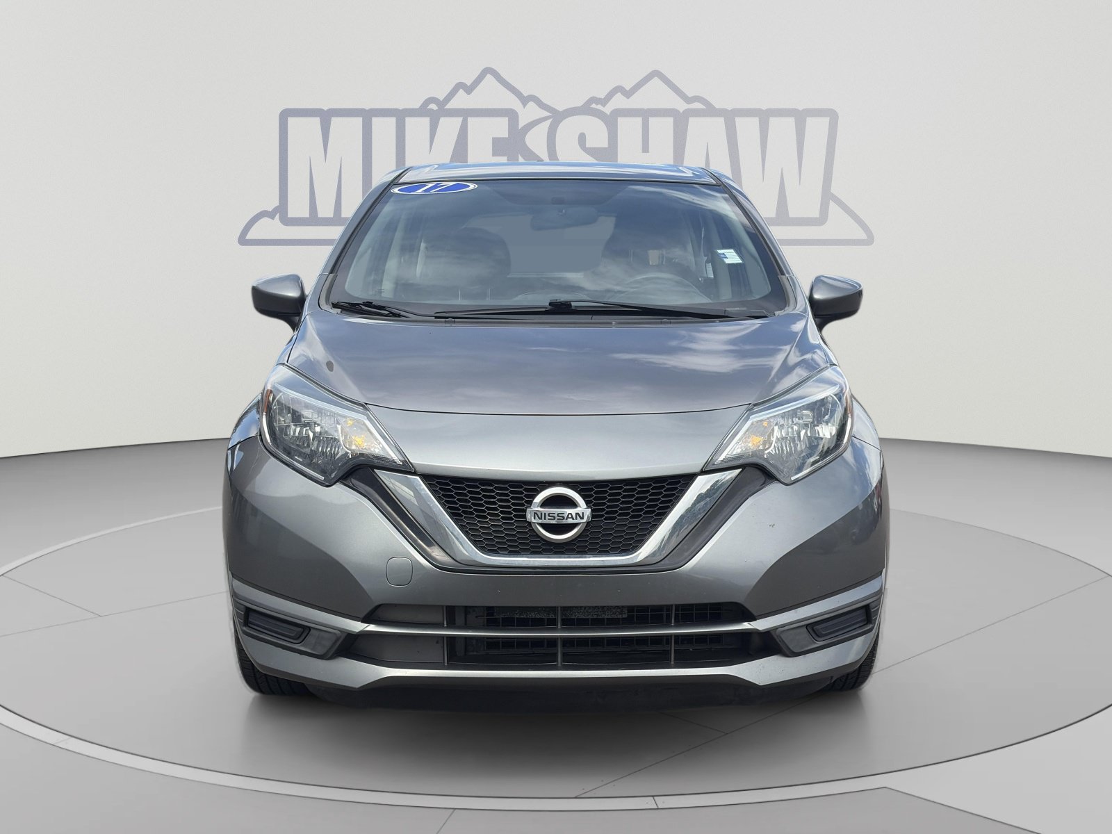 Used 2017 Nissan Versa Note SV FWD image 2