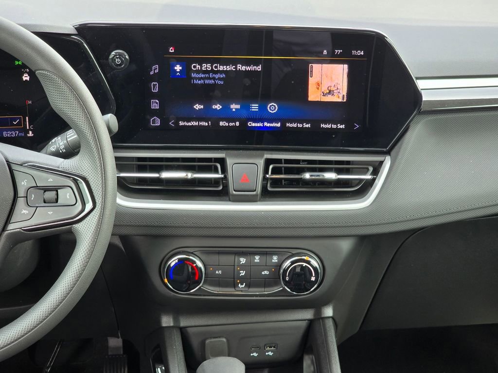 Used 2026 Chevrolet TrailBlazer LS w/ LS Confidence Package FWD image 18