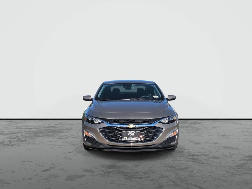 Used 2023 Chevrolet Malibu LT w/ Driver Confidence Package FWD image 3