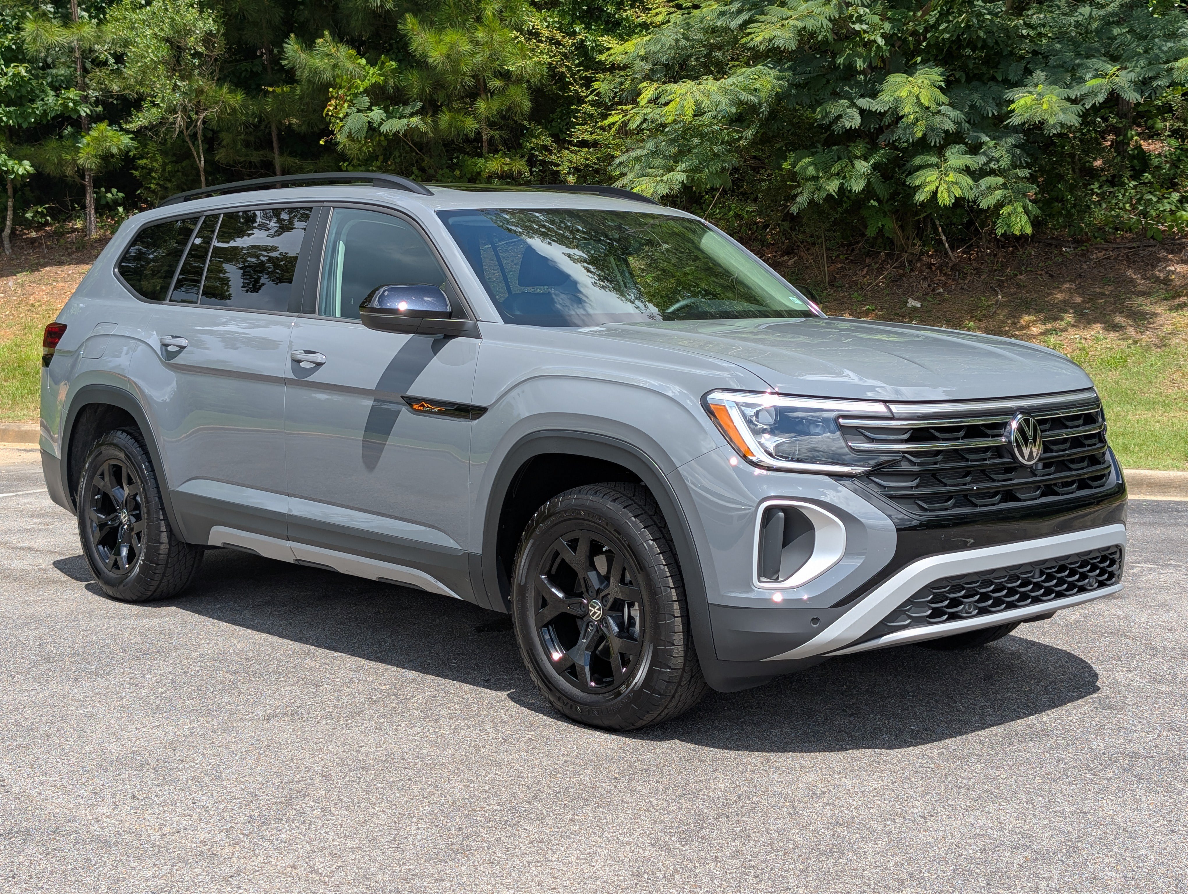 Used 2026 Volkswagen Atlas Peak Edition AWD/4WD image 12