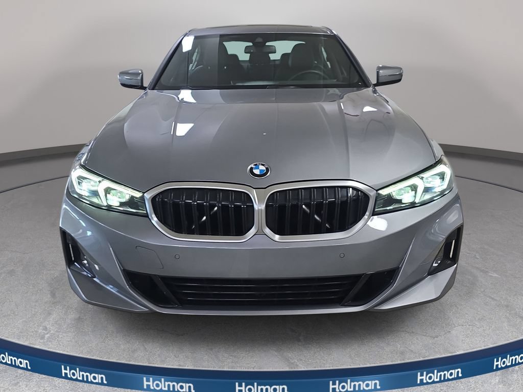 Used 2024 BMW 330i Sedan w/ Convenience Package RWD image 3