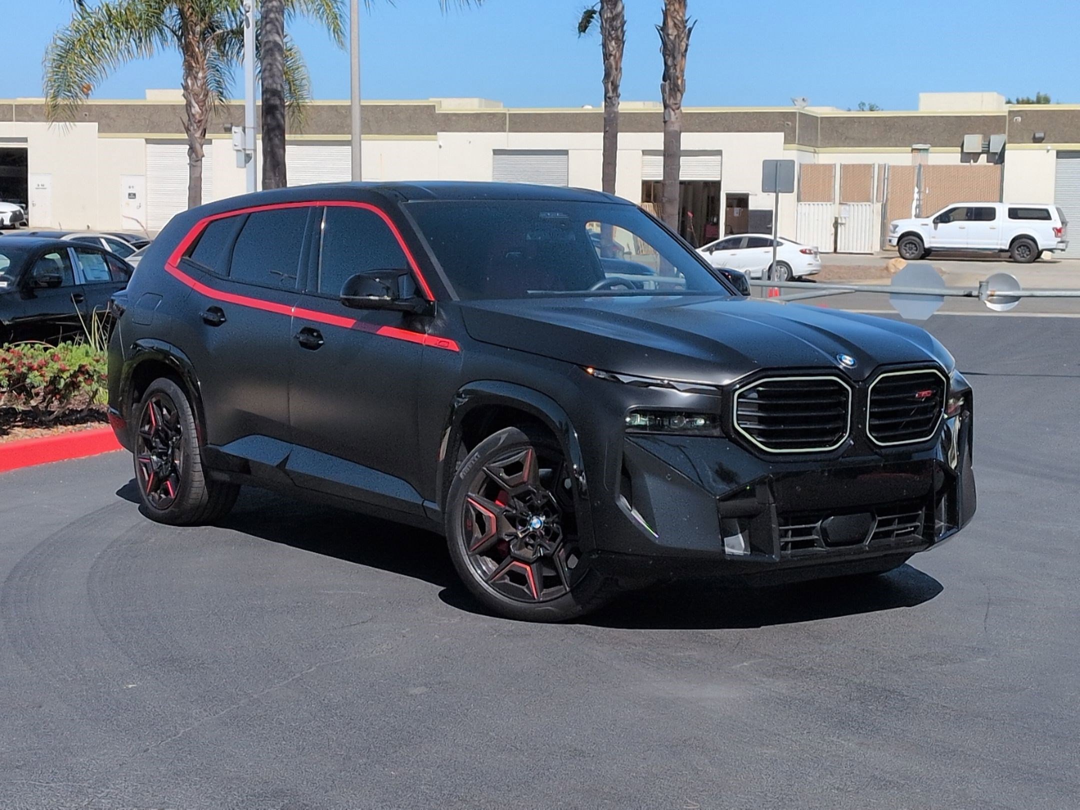Used 2024 BMW XM Label Red image 2