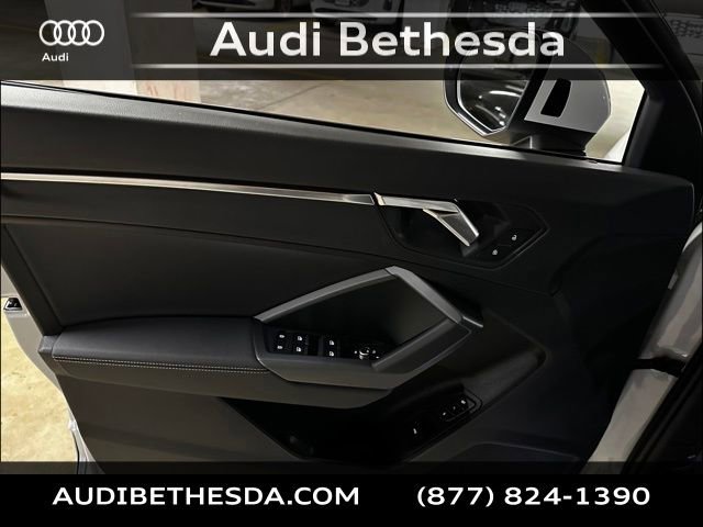 New 2025 Audi Q3 2.0T Premium image 13