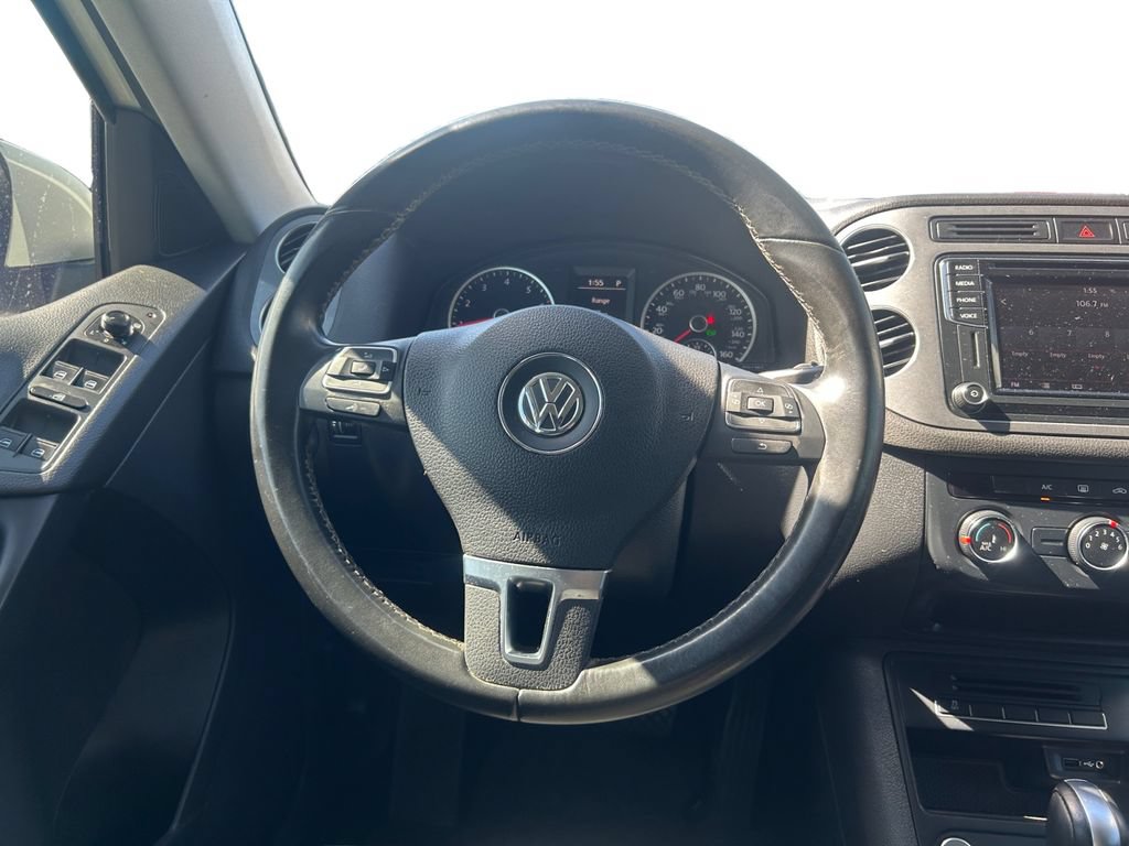 Used 2017 Volkswagen Tiguan Limited AWD/4WD image 13