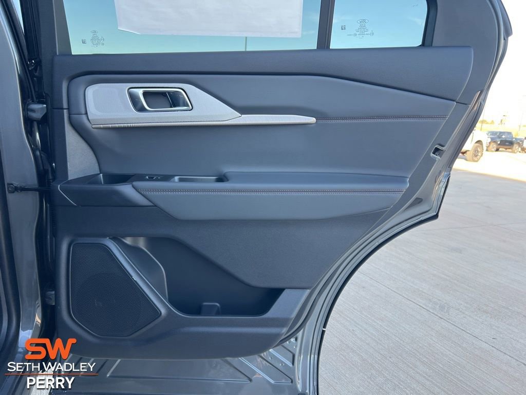 New 2026 Ford Explorer Active w/ Active Comfort Package image 11