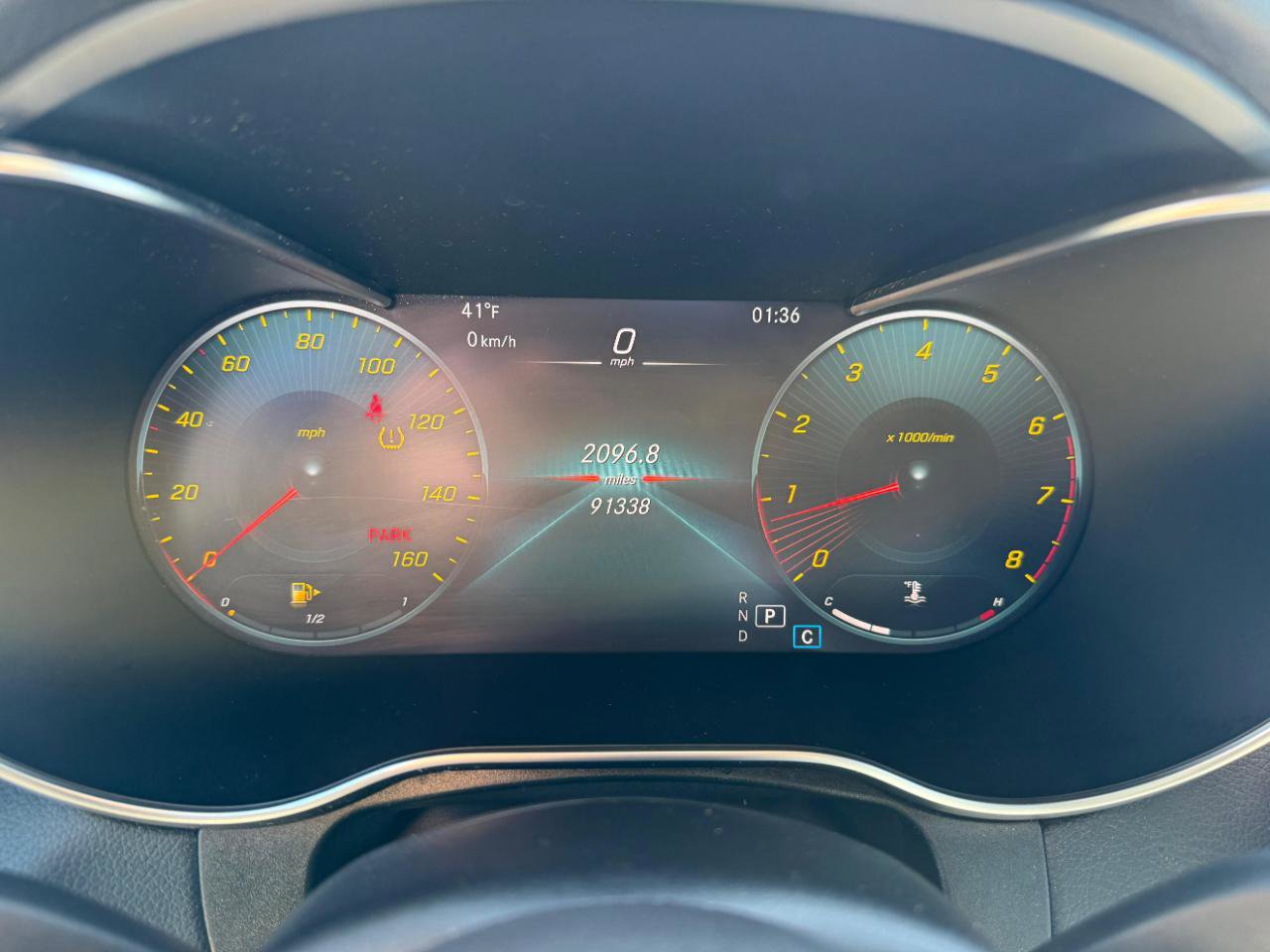 Used 2021 Mercedes-Benz GLC 300 4MATIC image 32