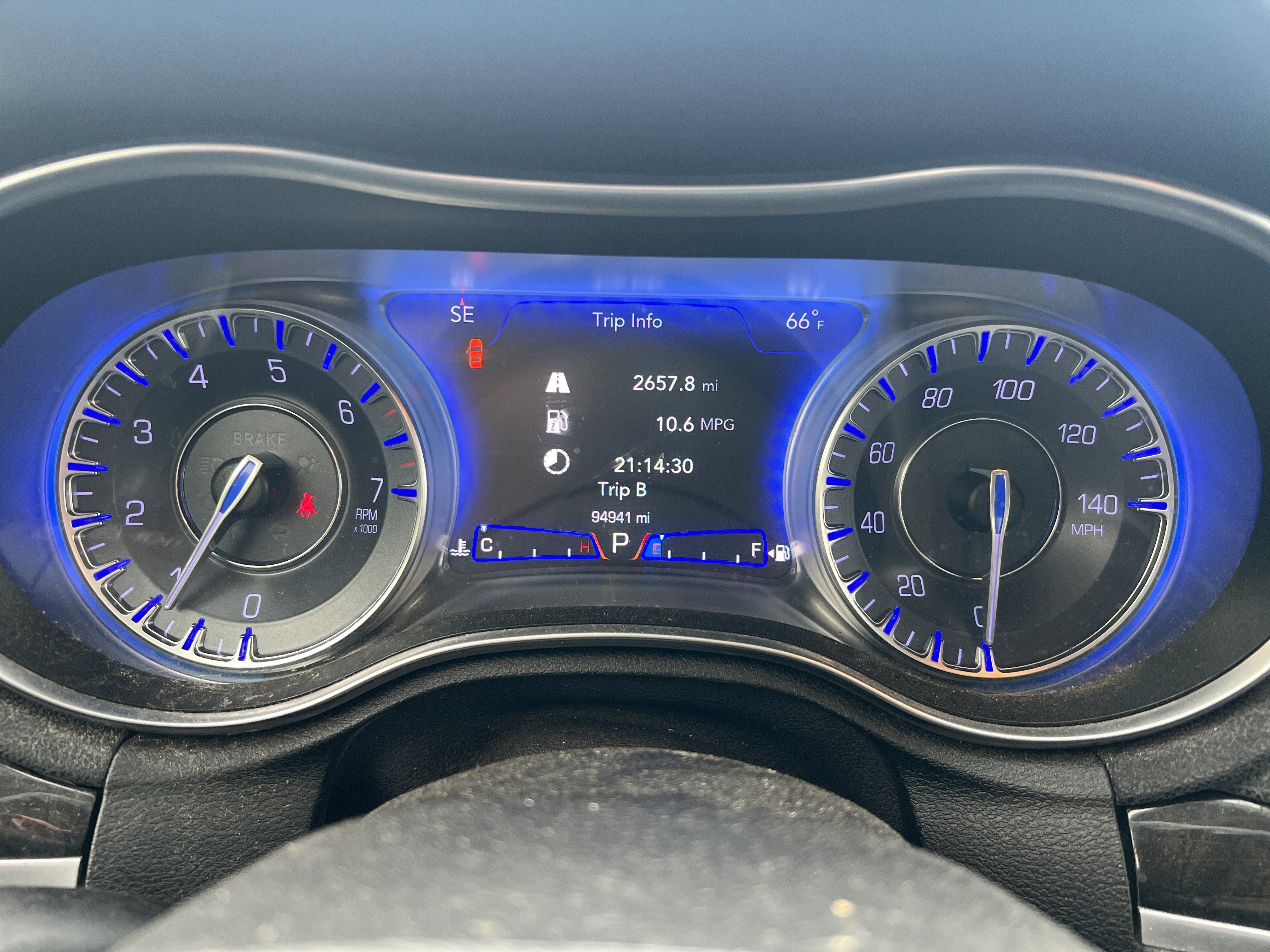 Used 2019 Chrysler 300 Limited image 2