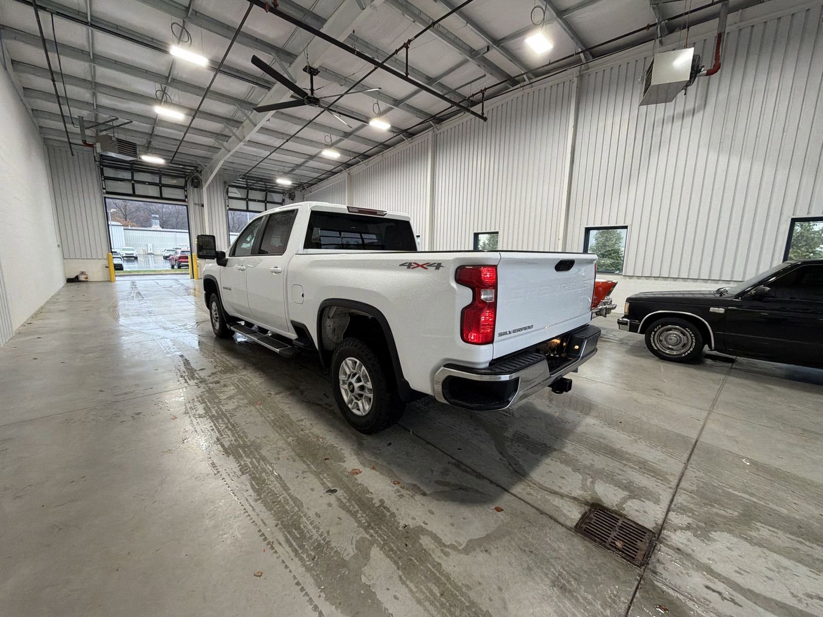Used 2024 Chevrolet Silverado 2500 LT image 6