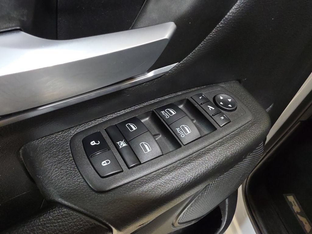 Used 2024 RAM 1500 Big Horn AWD/4WD image 12