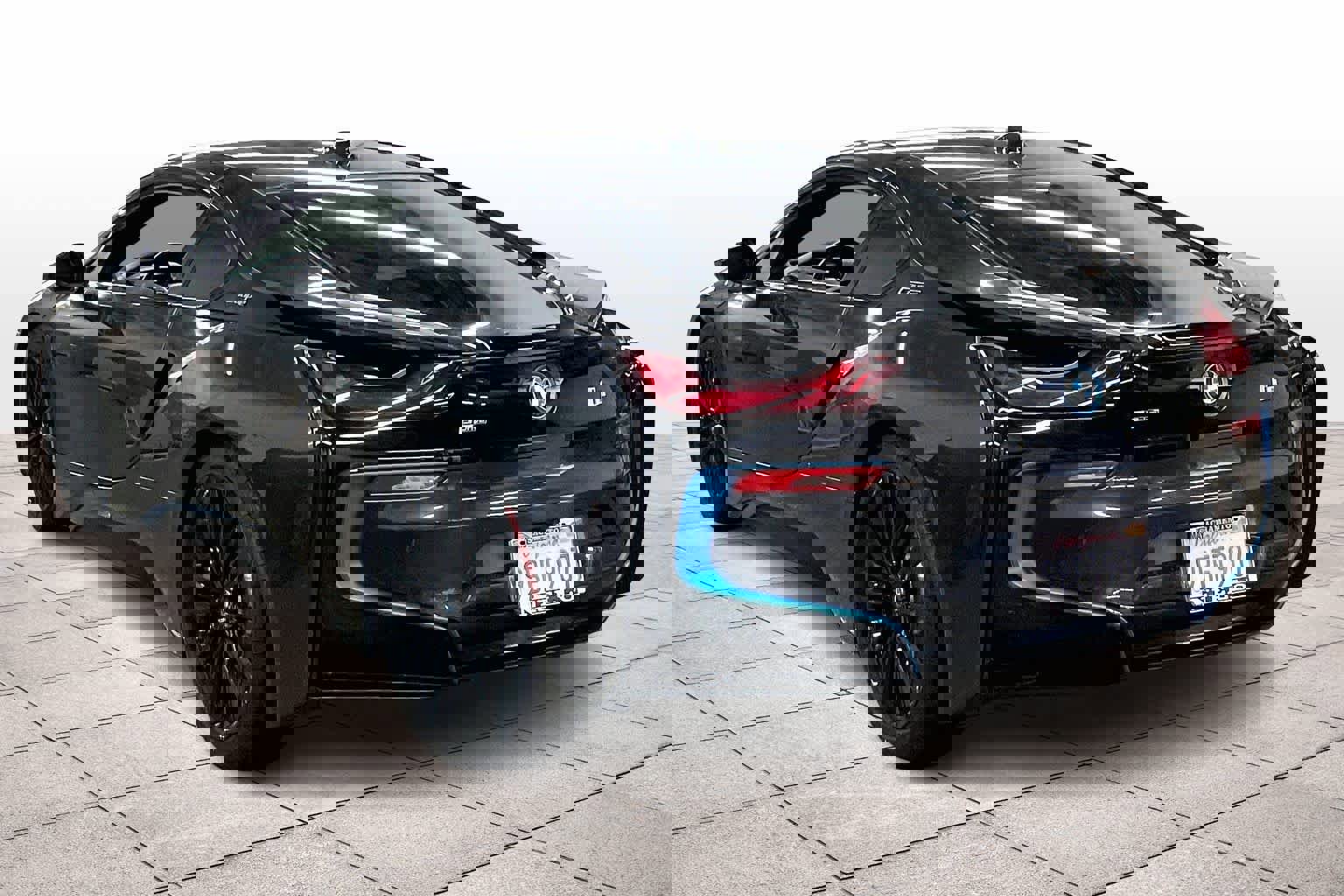 Used 2019 BMW i8 Coupe image 14