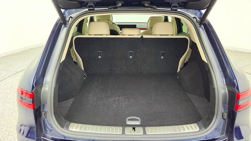 Used 2026 Genesis GV70 2.5T Select image 23