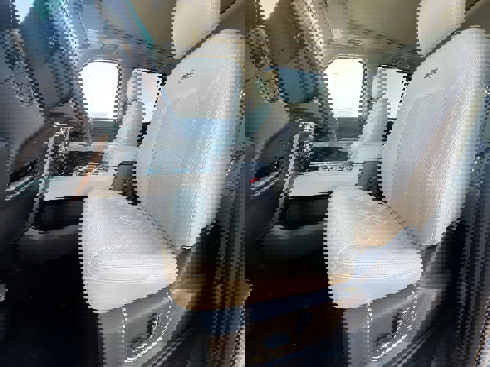 Used 2019 Ford Expedition Platinum image 15