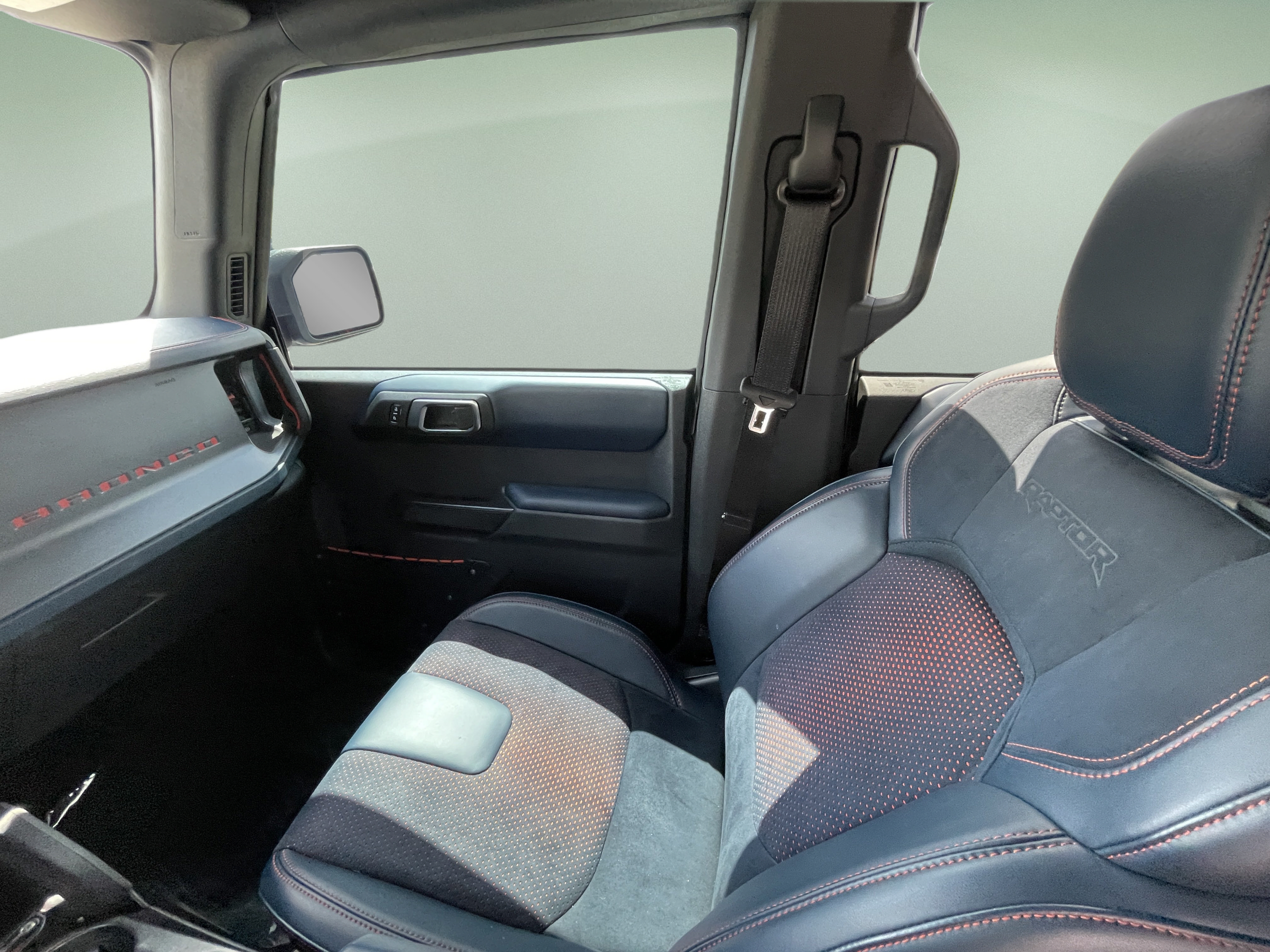 Used 2025 Ford Bronco Raptor AWD/4WD image 30