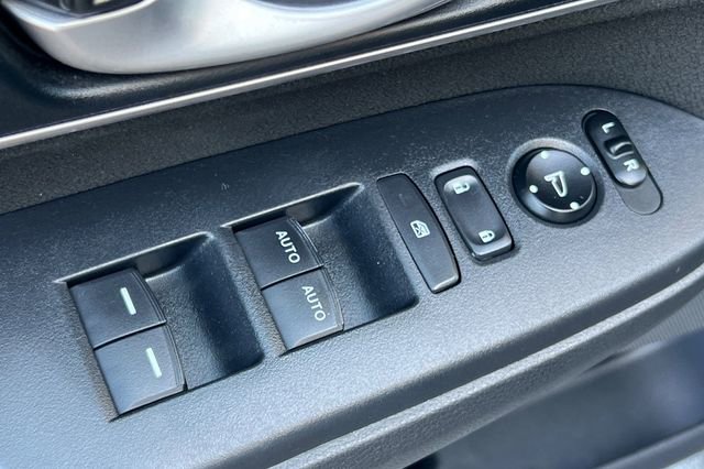 Used 2021 Honda CR-V EX image 12