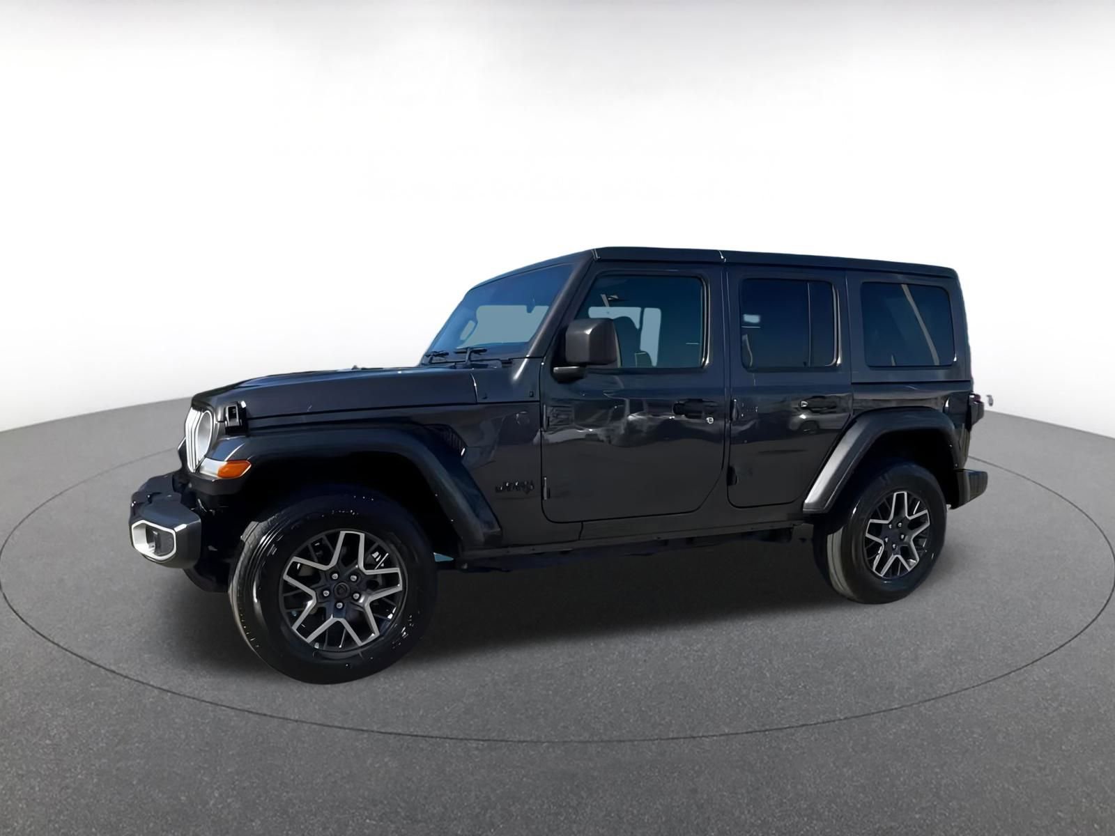Used 2025 Jeep Wrangler Sahara image 7