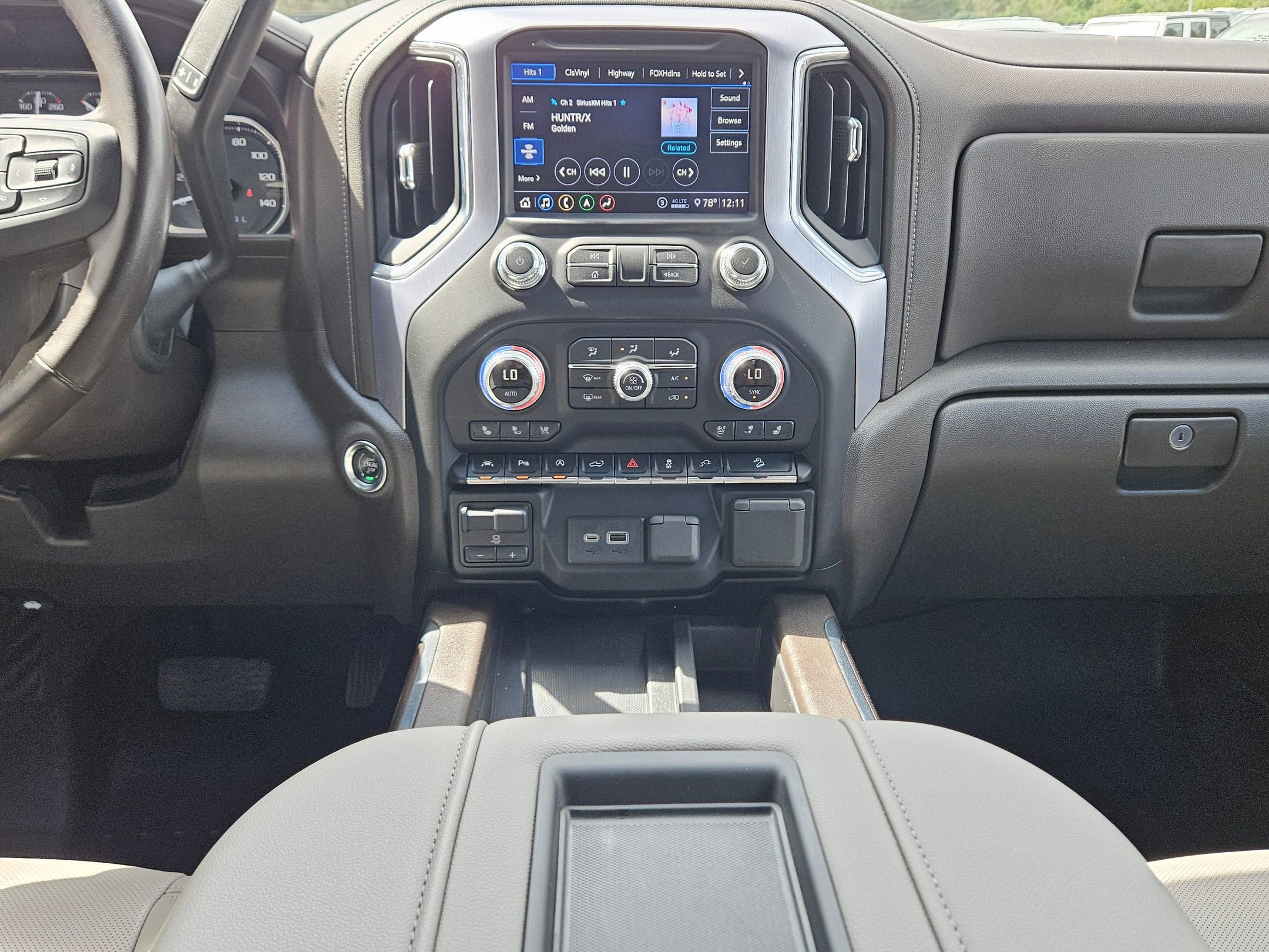 Used 2020 GMC Sierra 1500 SLT w/ SLT Premium Plus Package image 10