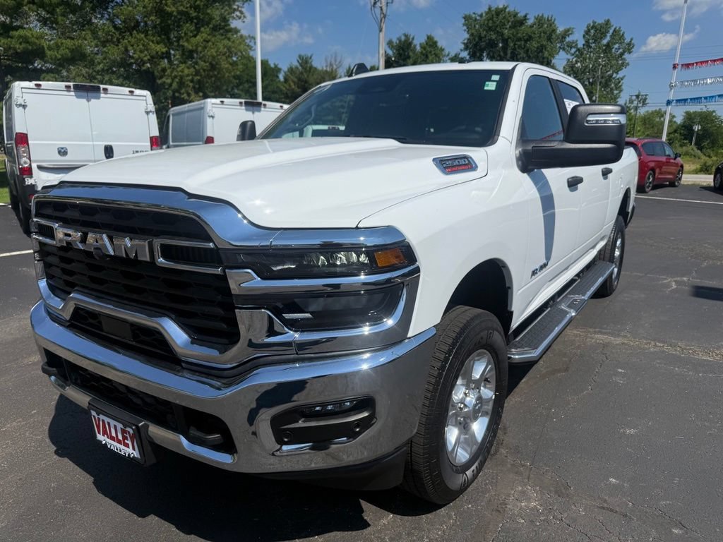 Certified 2025 RAM 2500 Big Horn AWD/4WD image 2