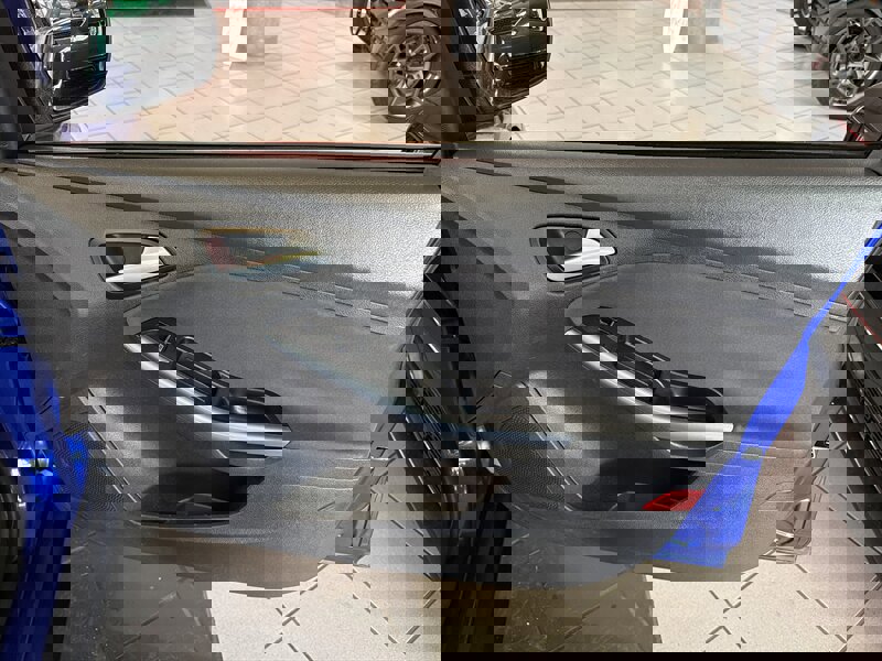 Used 2013 Ford Focus Titanium w/ Luxury Pkg image 27