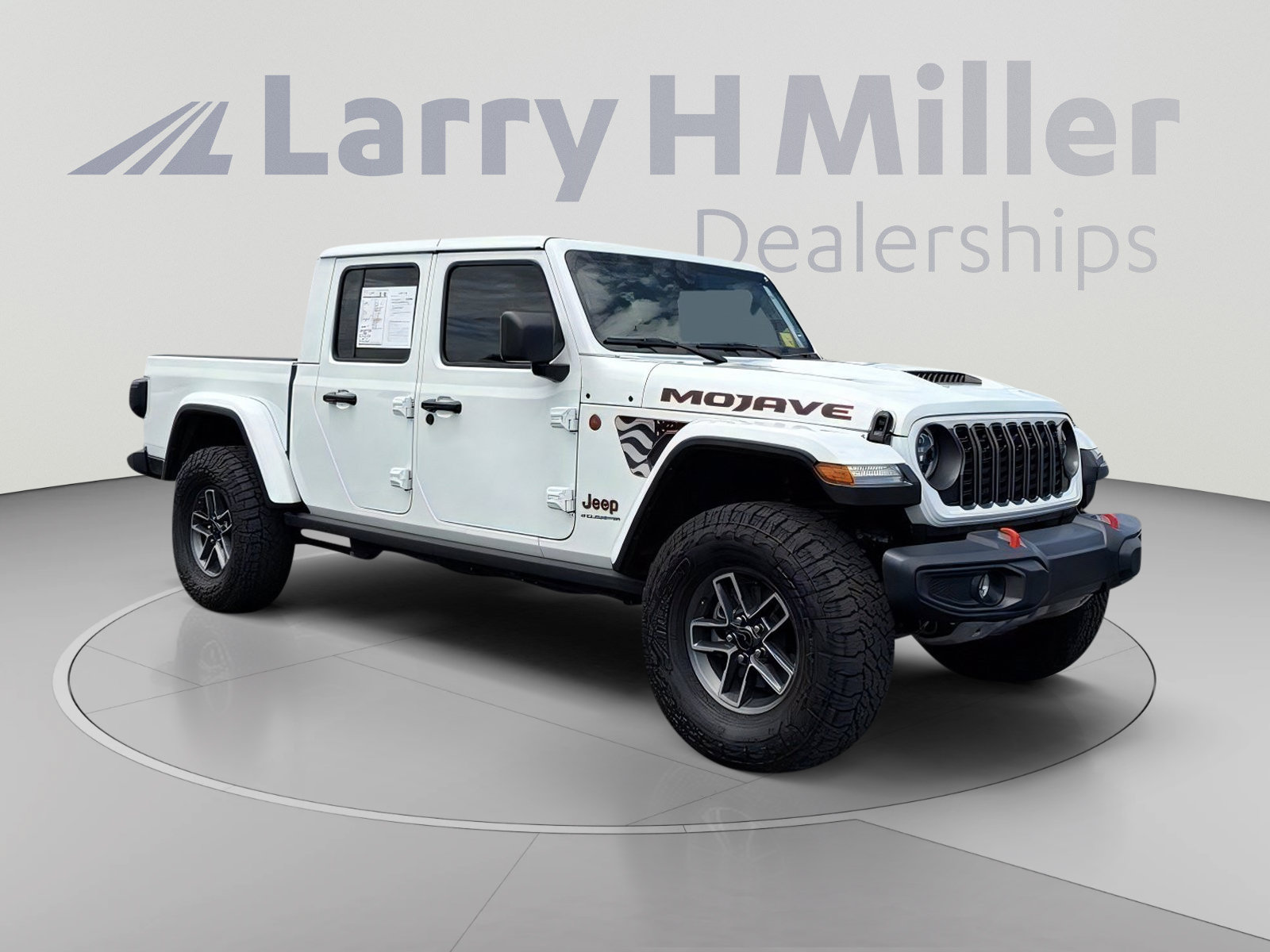 Certified 2025 Jeep Gladiator Mojave w/ Convenience Group AWD/4WD image 8