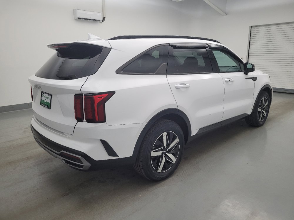 Used 2023 Kia Sorento S w/ Panoramic Sunroof Package FWD image 10
