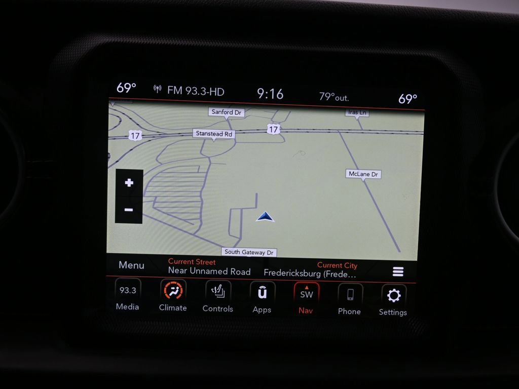 Used 2021 Jeep Wrangler Unlimited Sahara w/ Cold Weather Group image 19