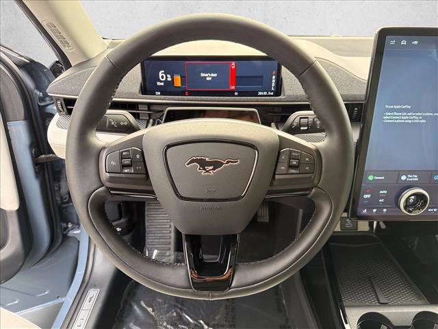 Used 2023 Ford Mustang Mach-E Premium image 14
