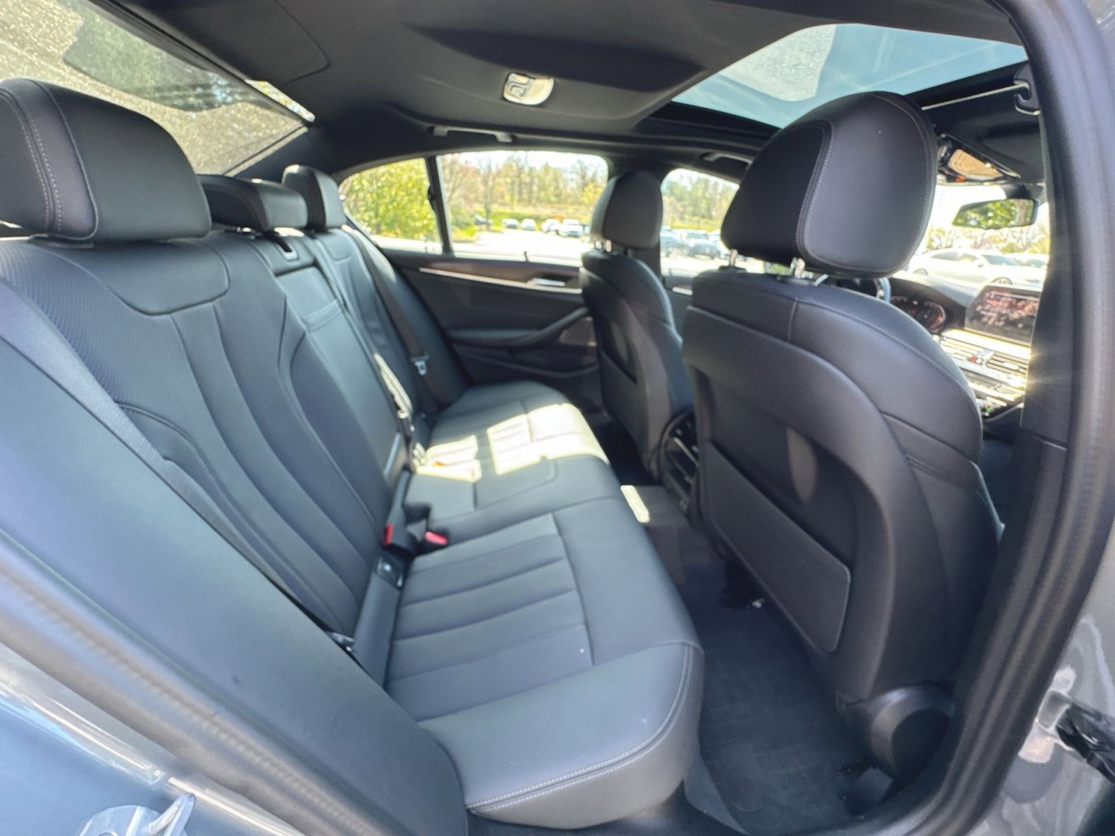 Certified 2023 BMW 540i xDrive w/ M Sport Package image 32