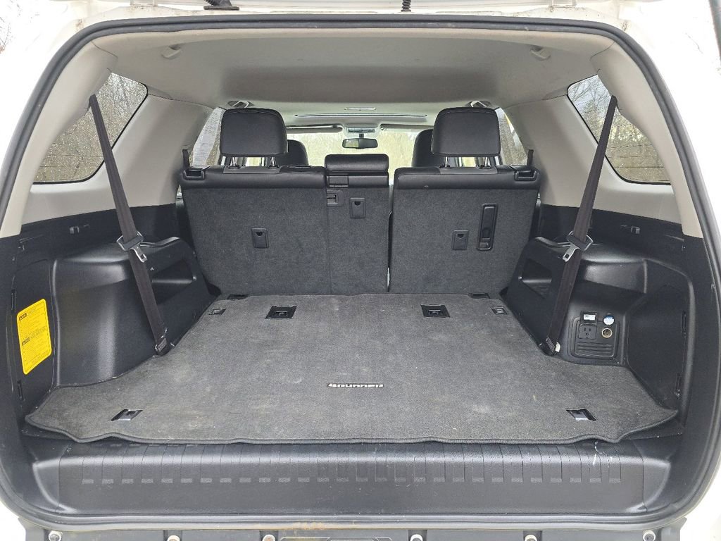 Used 2014 Toyota 4Runner SR5 Premium image 15