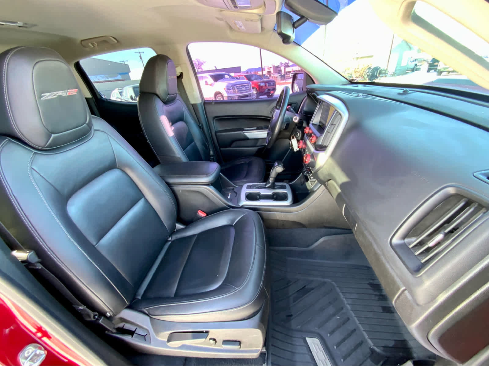 Used 2020 Chevrolet Colorado ZR2 image 23