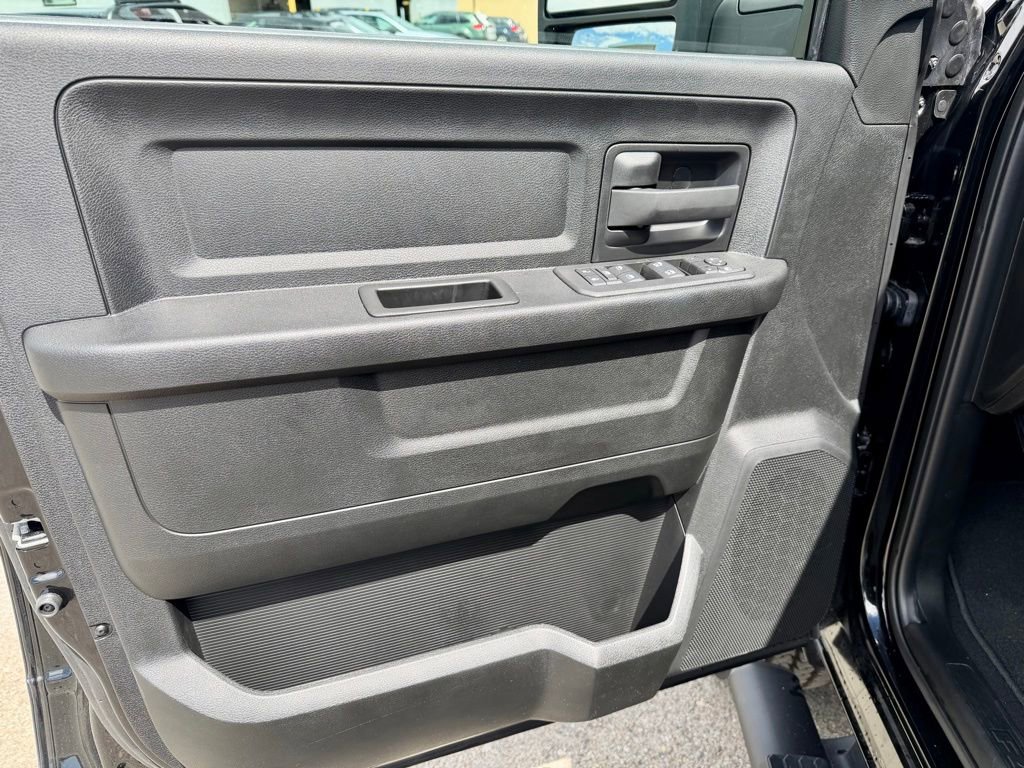 Used 2025 RAM 3500 Tradesman AWD/4WD image 12
