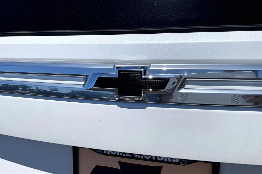 Used 2023 Chevrolet Suburban High Country w/ Premium Package AWD/4WD image 30