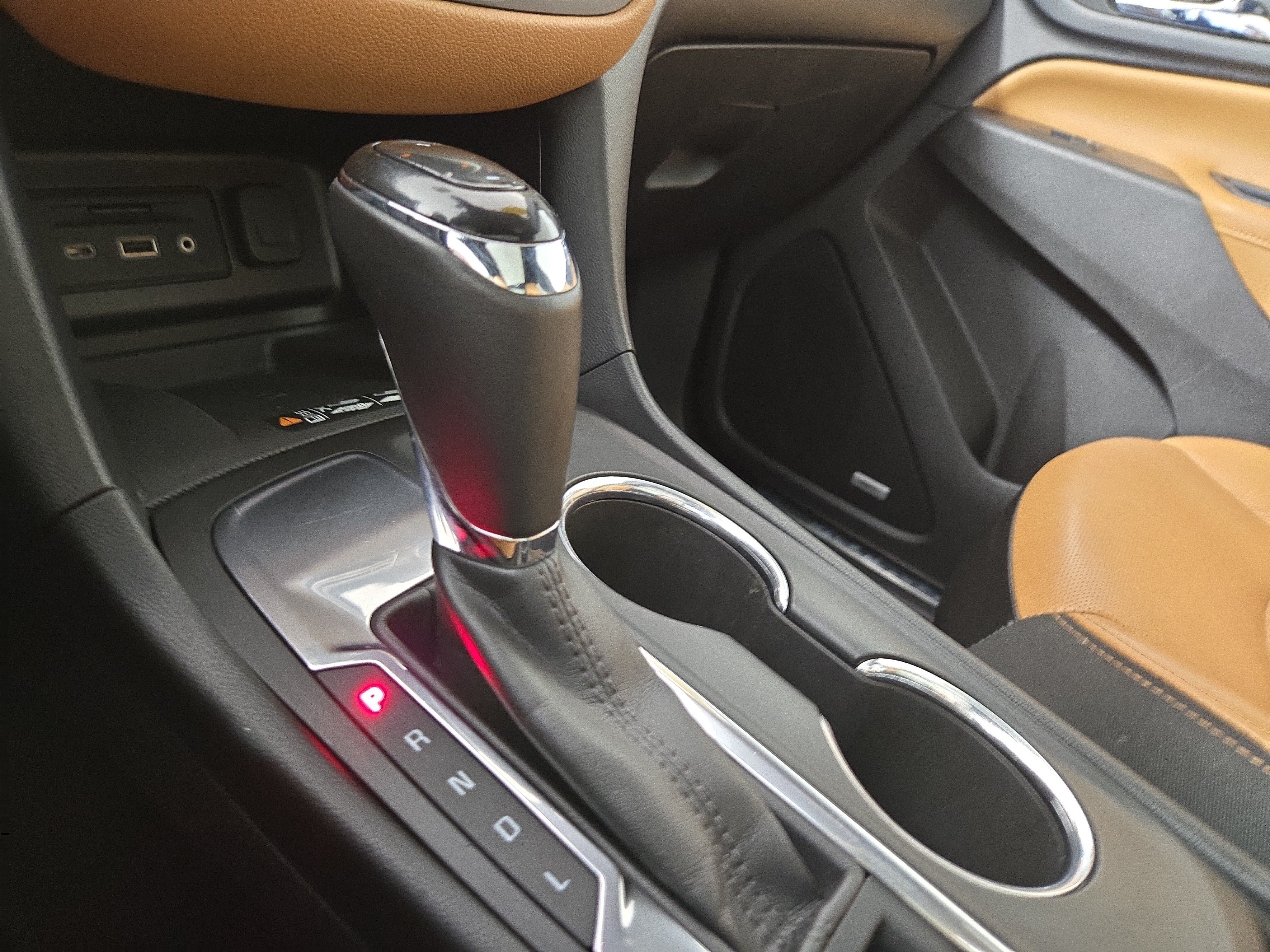 Certified 2019 Chevrolet Equinox Premier FWD image 24