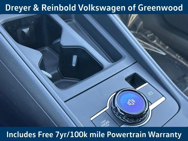 New 2025 Volkswagen Tiguan SE R-Line image 22