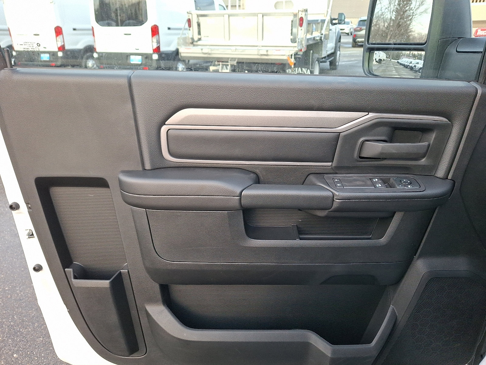 New 2026 RAM 5500 Tradesman AWD/4WD image 7