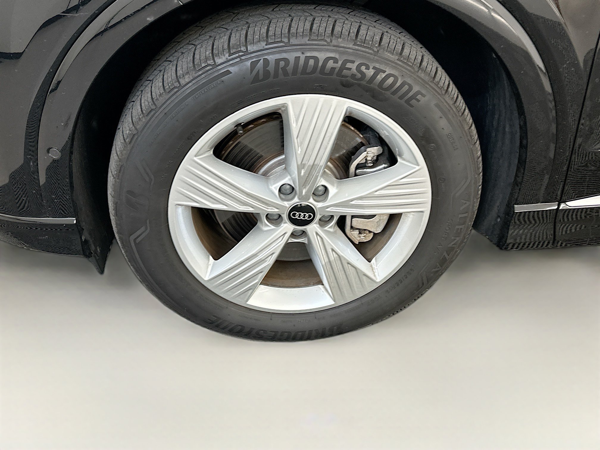 Used 2024 Audi Q4 e-tron Premium Plus w/ Premium Plus AWD/4WD image 11