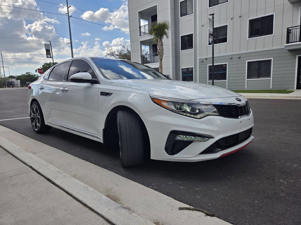 Used 2019 Kia Optima SX w/ SX Limited (Black) Package FWD image 4