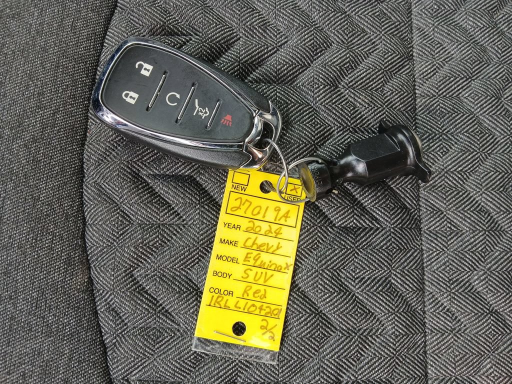 Used 2024 Chevrolet Equinox LT FWD image 29