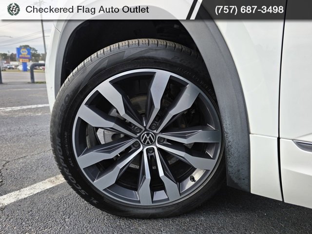 Used 2021 Volkswagen Atlas Cross Sport SEL Premium image 13