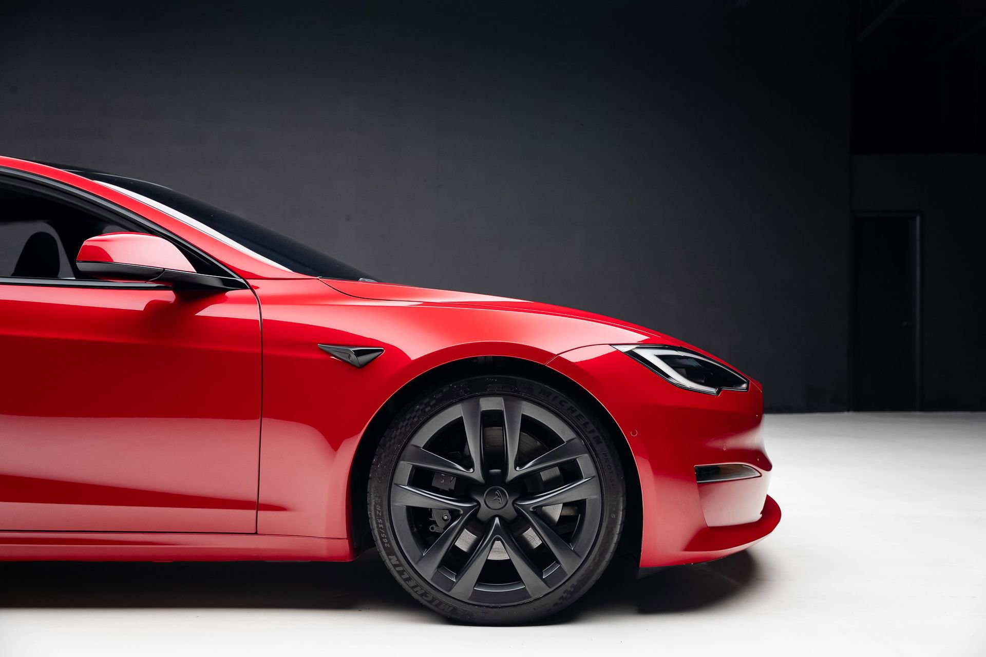 Used 2022 Tesla Model S Plaid image 36