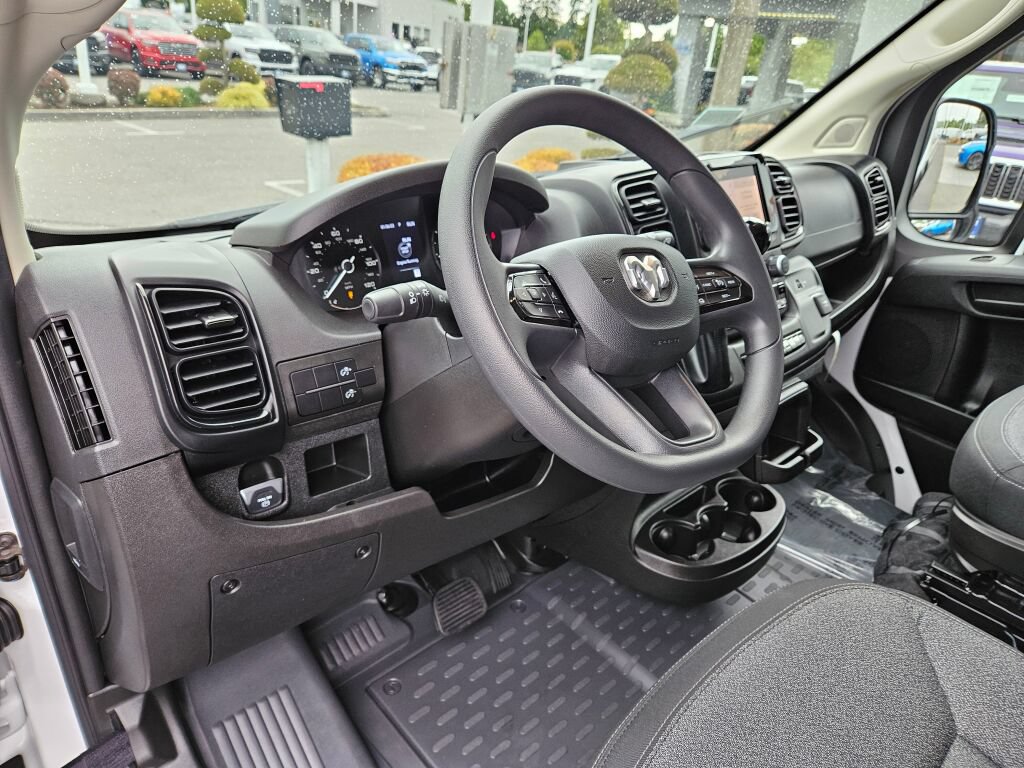 Used 2025 RAM ProMaster 3500 FWD image 18