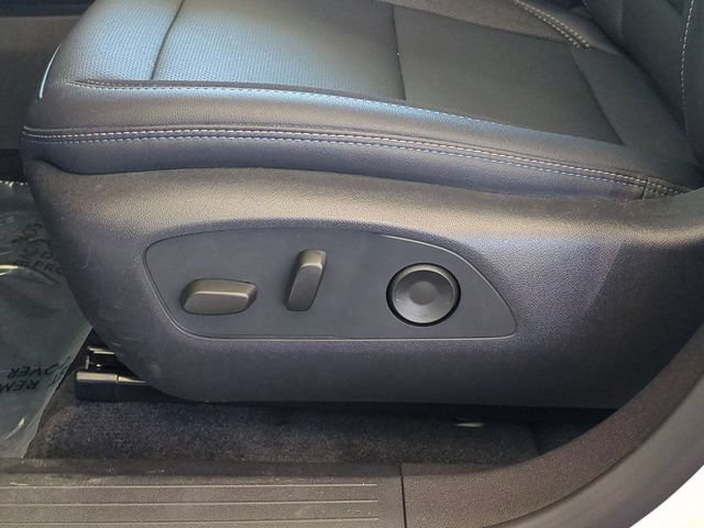 Certified 2026 Chevrolet Equinox EV LT AWD/4WD image 23