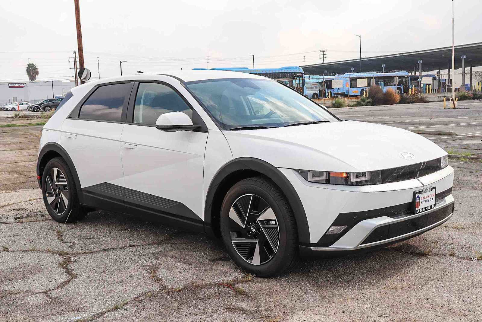 New 2026 Hyundai Ioniq 5 SE RWD image 3